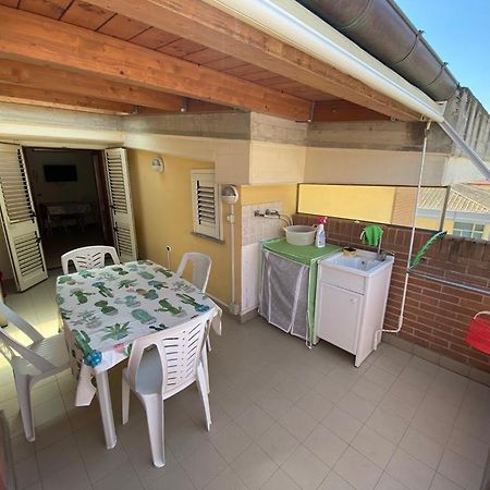 Appartamento Casa Vacanze 70M2 Альба-Адріатіка Екстер'єр фото